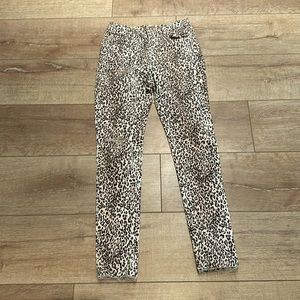 Oliviaceous jeans in animal print